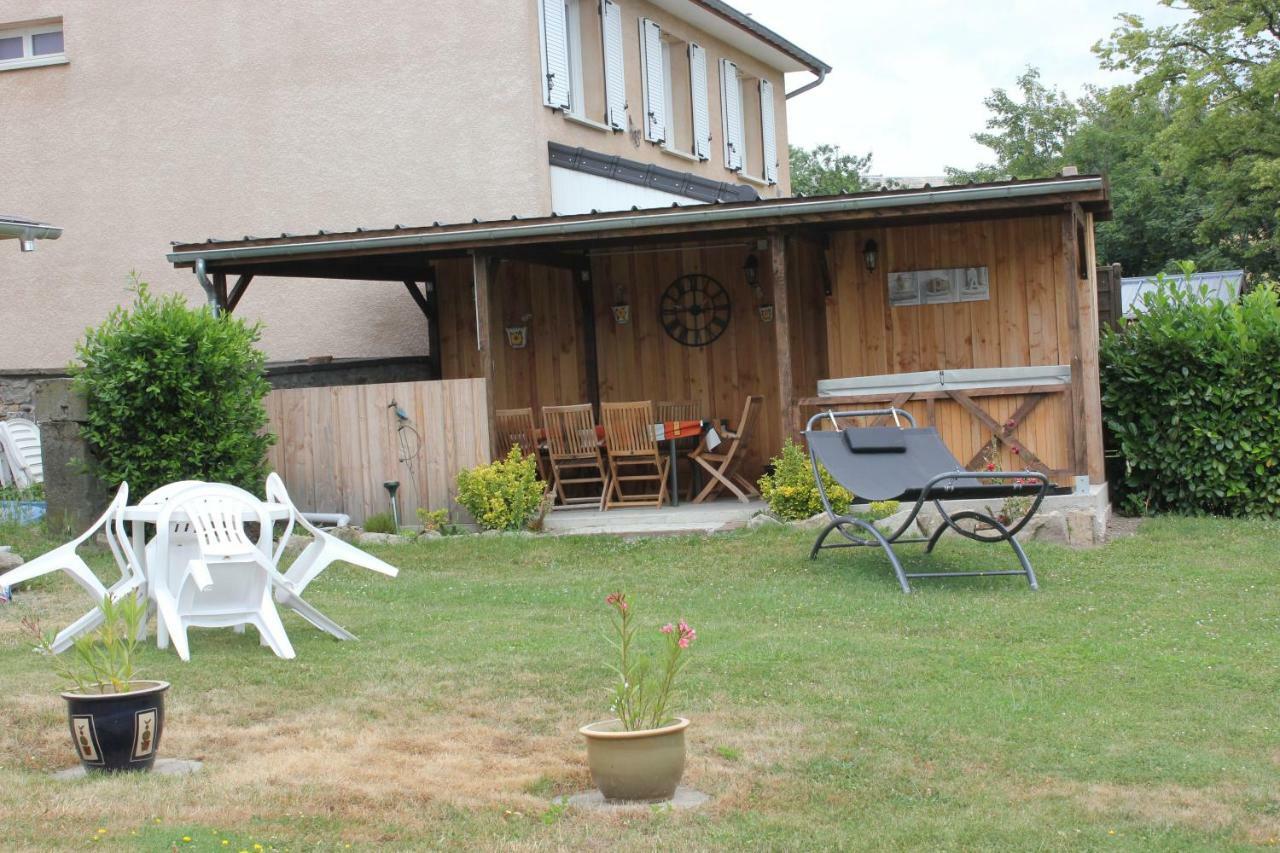 Maison Le Barrage Saint-Gervais-d'Auvergne Exterior photo